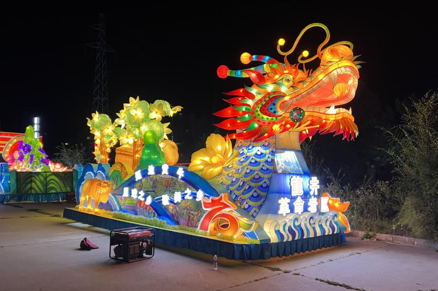彩车彩船